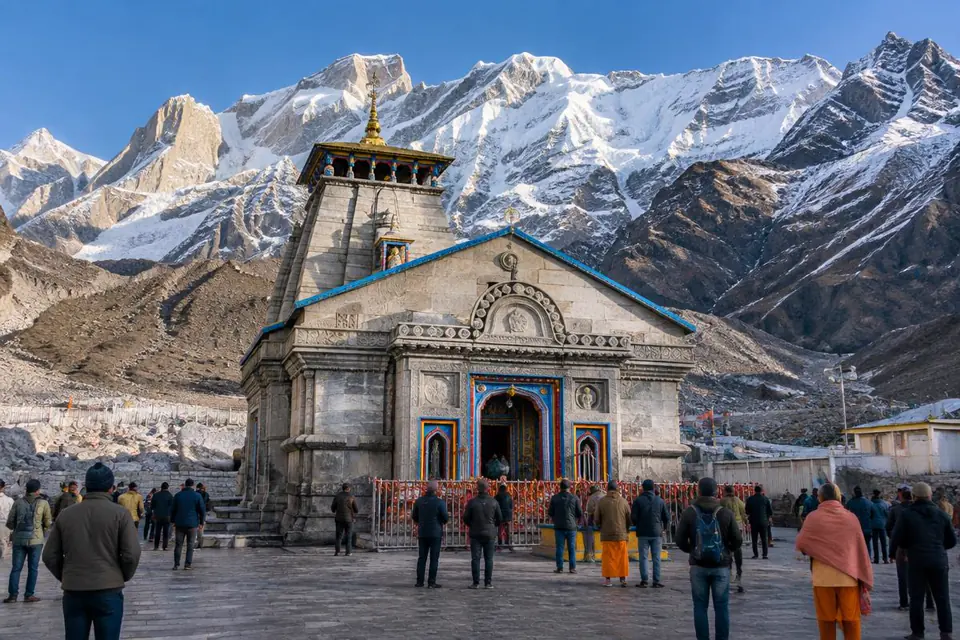 Kedarnath Temple beneath snow-covered Himalayan peaks in Uttarakhand